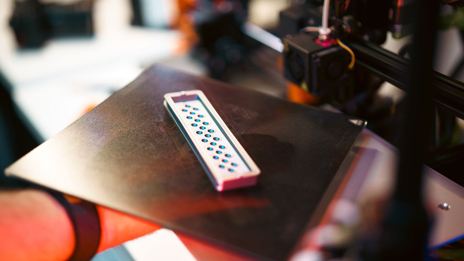 3D baskı model kapalı yüzey ve STL kontrol görseli